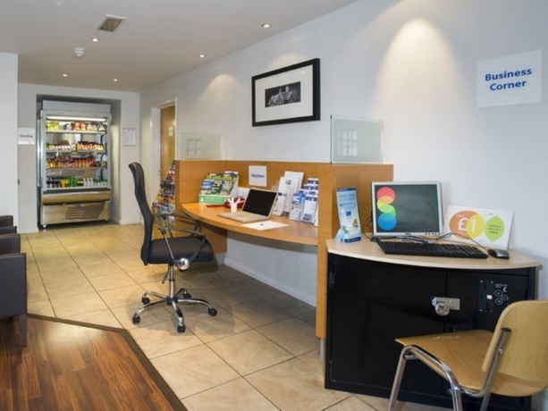 Imagen general del Hotel Holiday Inn Express Chingford. Foto 2