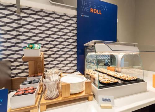 Imagen general del Hotel Holiday Inn Express - Chino Hills, an IHG Hotel. Foto 19