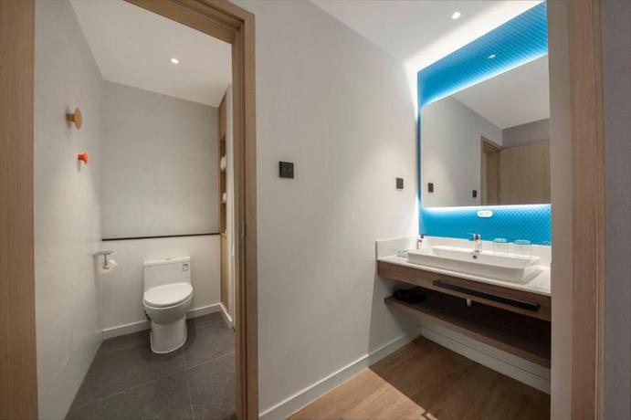 Imagen general del Hotel Holiday Inn Express Chongqing Caiyun Lake, An Ihg. Foto 13