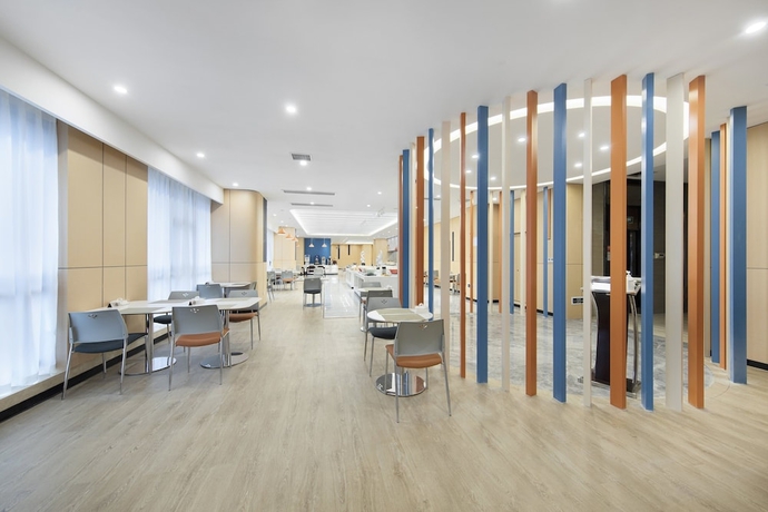 Imagen del bar/restaurante del Hotel Holiday Inn Express Chongqing Guanyinqiao. Foto 3