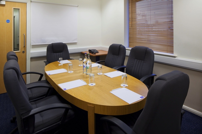 Imagen de los interiores del Hotel Holiday Inn Express Ciudad de Leicester. Foto 11