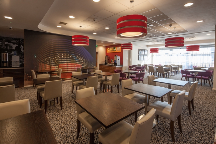 Imagen del bar/restaurante del Hotel Holiday Inn Express Ciudad de Leicester. Foto 7