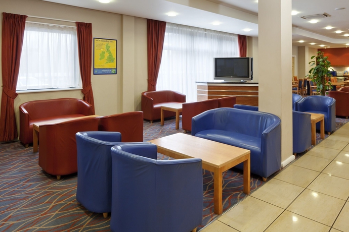 Imagen de los interiores del Hotel Holiday Inn Express Ciudad de Leicester. Foto 16