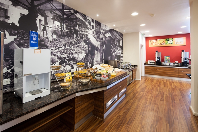 Imagen del bar/restaurante del Hotel Holiday Inn Express Ciudad de Leicester. Foto 9