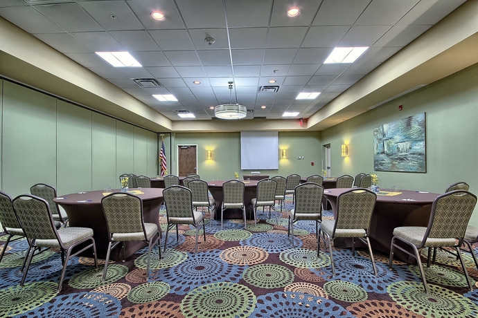 Imagen de los interiores del Hotel Holiday Inn Express Civic Center, An Ihg. Foto 13