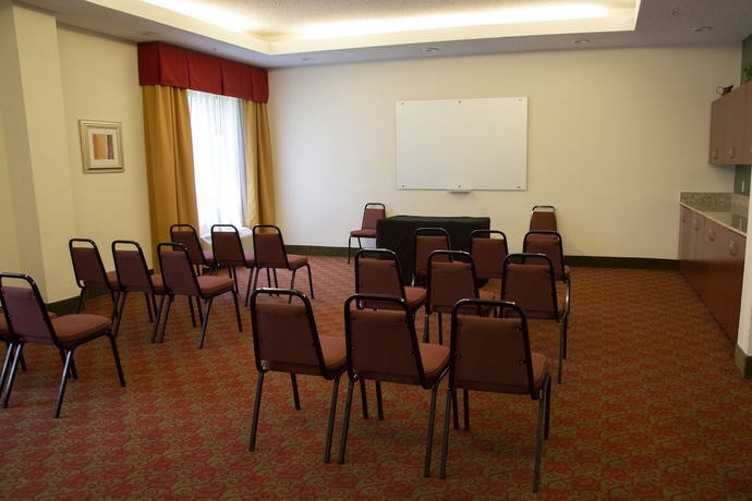 Imagen de los interiores del Hotel Holiday Inn Express Clayton, An Ihg. Foto 18