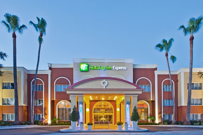 Imagen de los exteriores del Hotel Holiday Inn Express Clearwater East - Icot Center. Foto 7