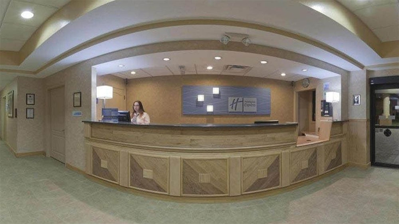 Imagen de los interiores del Hotel Holiday Inn Express Clermont, An Ihg. Foto 12