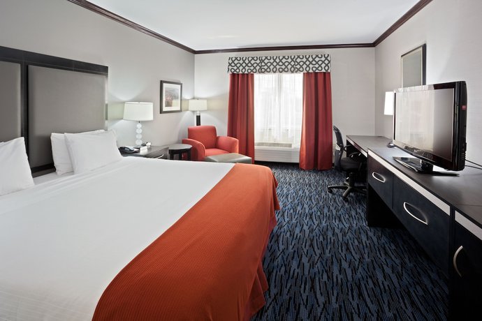 Imagen de la habitación del Hotel Holiday Inn Express Cleveland Airport - Brookpark, An Ihg. Foto 6