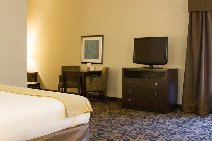 Imagen de la habitación del Hotel Holiday Inn Express Cleveland Northwest, An Ihg. Foto 6