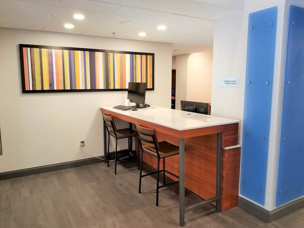 Imagen de los interiores del Hotel Holiday Inn Express Columbia - Two Notch. Foto 18