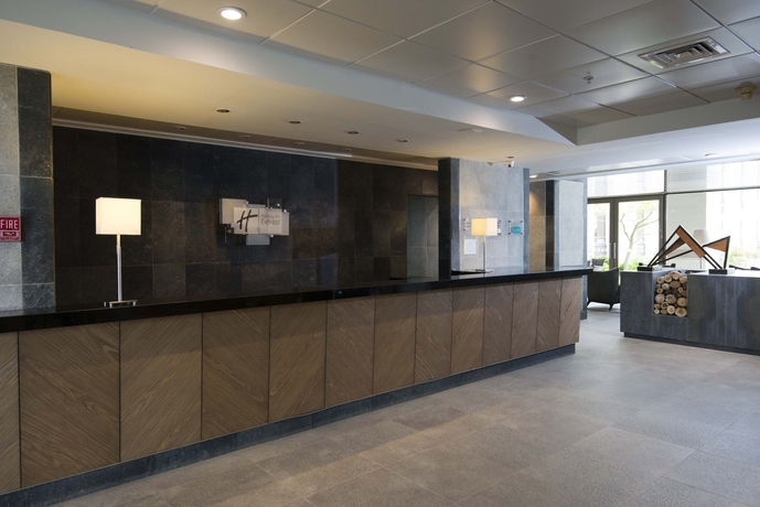 Imagen de los interiores del Hotel Holiday Inn Express Concepcion. Foto 9