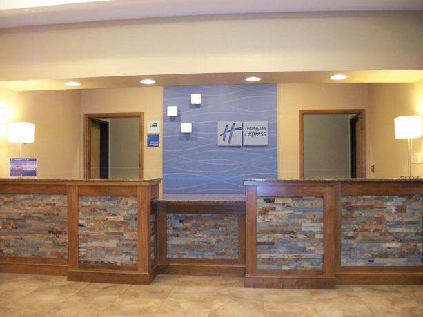 Imagen de los interiores del Hotel Holiday Inn Express - Cortland. Foto 17