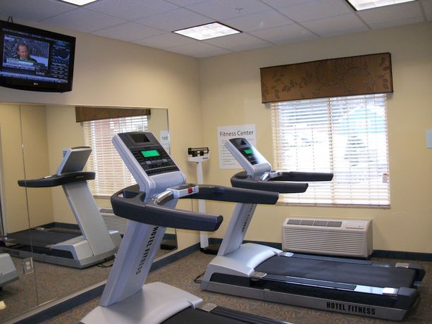 Imagen de los interiores del Hotel Holiday Inn Express - Cortland. Foto 18