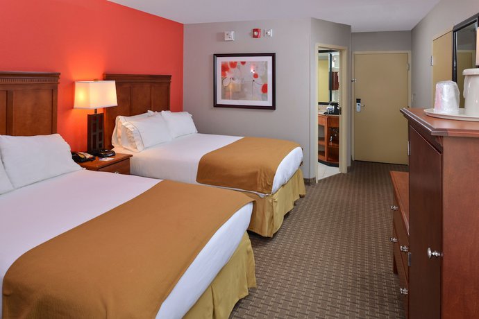 Imagen de la habitación del Hotel Holiday Inn Express Crestwood. Foto 4