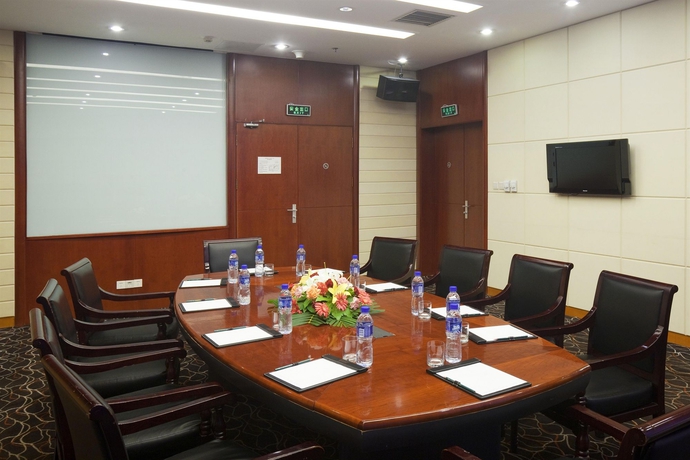 Imagen de los interiores del Hotel Holiday Inn Express Dalian City Centre. Foto 11