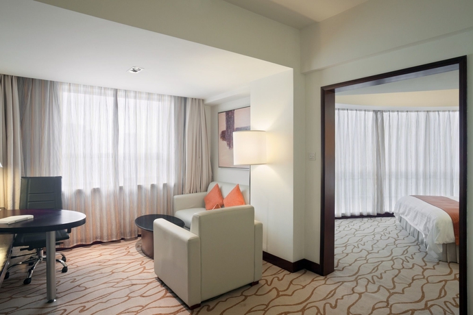 Imagen de la habitación del Hotel Holiday Inn Express Dalian City Centre. Foto 7