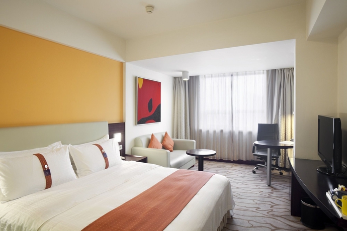 Imagen de la habitación del Hotel Holiday Inn Express Dalian City Centre. Foto 9