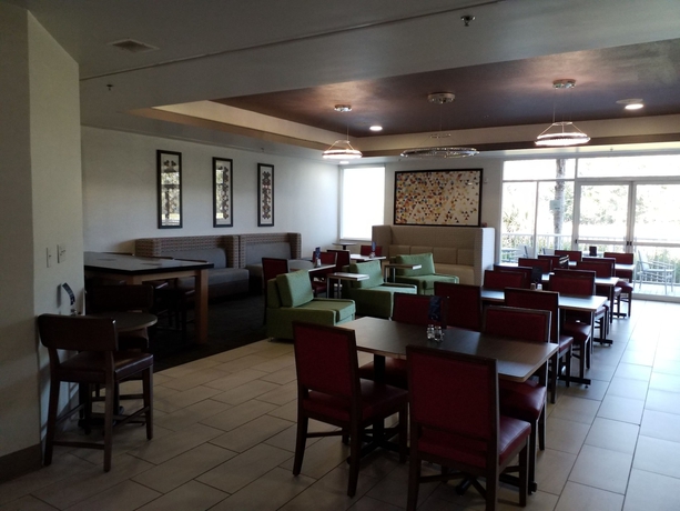 Imagen de los interiores del Hotel Holiday Inn Express Daytona Beach - Speedway, An Ihg. Foto 15