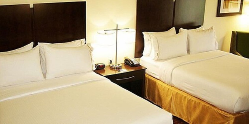 Imagen de la habitación del Hotel Holiday Inn Express Defuniak Springs, An Ihg. Foto 11