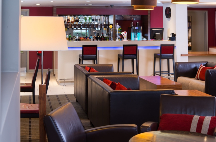 Imagen de los interiores del Hotel Holiday Inn Express Derby Pride Park, An Ihg. Foto 14