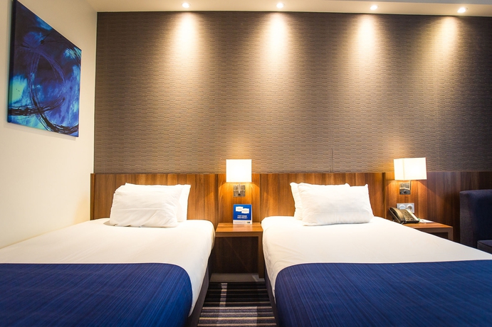 Imagen de la habitación del Hotel Holiday Inn Express Dijon, An Ihg. Foto 9