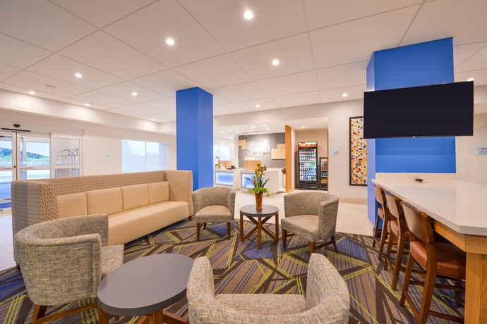 Imagen de los interiores del Hotel Holiday Inn Express Donaldsonville, An Ihg. Foto 16