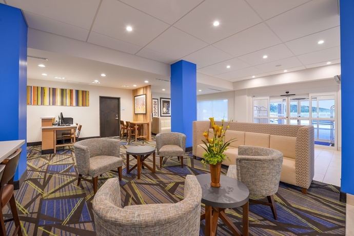 Imagen de los interiores del Hotel Holiday Inn Express Donaldsonville, An Ihg. Foto 18