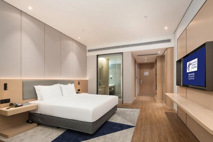 Imagen de la habitación del Hotel Holiday Inn Express Dongguan Marina Bay, An Ihg. Foto 7