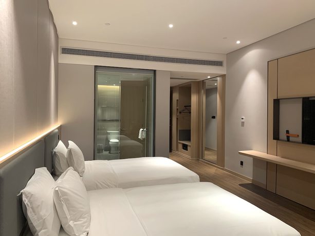 Imagen de la habitación del Hotel Holiday Inn Express Dongguan Marina Bay, An Ihg. Foto 13