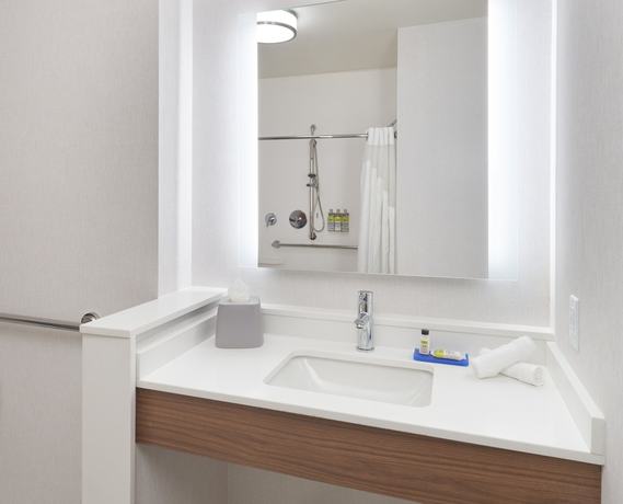Imagen de la habitación del Hotel Holiday Inn Express Doral Miami, an IHG Hotel. Foto 17