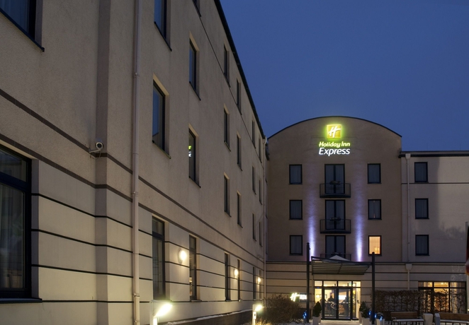 Imagen de los exteriores del Hotel Holiday Inn Express Dortmund, An Ihg. Foto 11