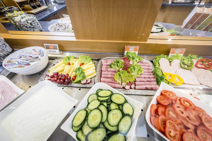 Imagen del bar/restaurante del Hotel Holiday Inn Express Dortmund, An Ihg. Foto 2