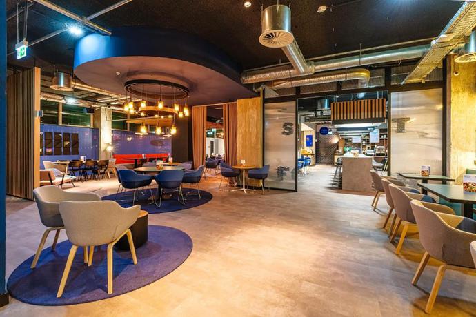 Imagen del bar/restaurante del Hotel Holiday Inn Express Dresden Zentrum by IHG. Foto 3