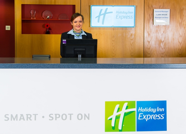 Imagen de los interiores del Hotel Holiday Inn Express Droitwich M5, Jct.5. Foto 14