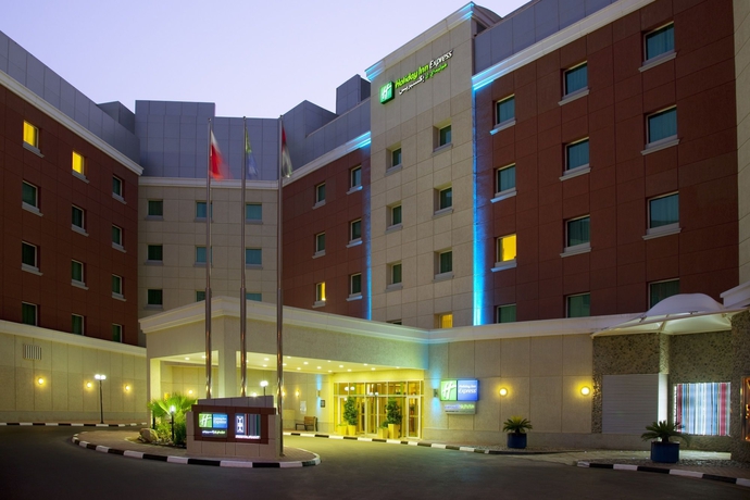 Imagen de los exteriores del Hotel Holiday Inn Express Dubai, Internet City, An Ihg. Foto 7