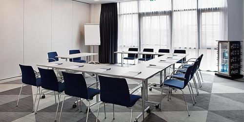 Imagen de los interiores del Hotel Holiday Inn Express Duesseldorf Airport. Foto 7