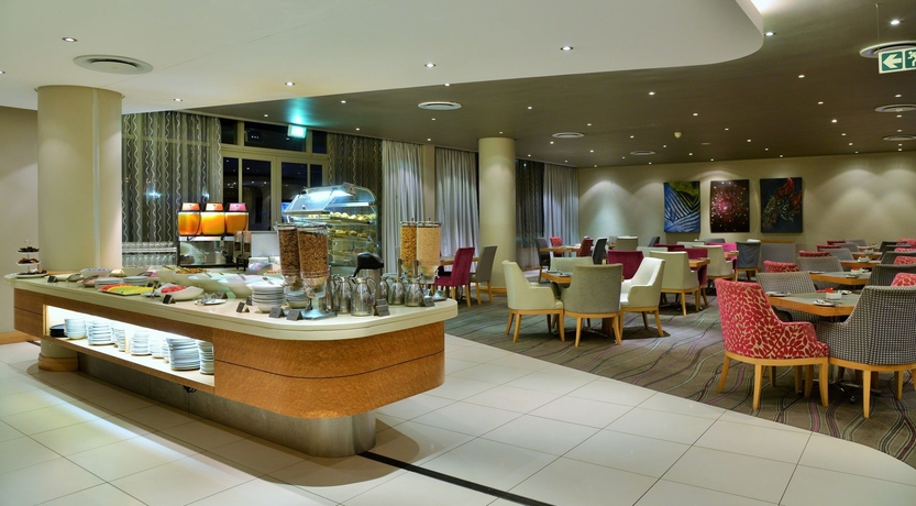 Imagen del bar/restaurante del Hotel Holiday Inn Express Durban - Umhlanga, An Ihg. Foto 4