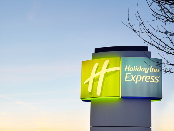 Imagen de los exteriores del Hotel Holiday Inn Express Düsseldorf City North. Foto 13