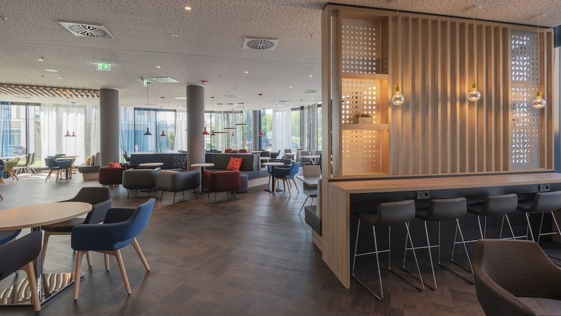 Imagen de los interiores del Hotel Holiday Inn Express Düsseldorf – Hauptbahnhof, An Ihg. Foto 15