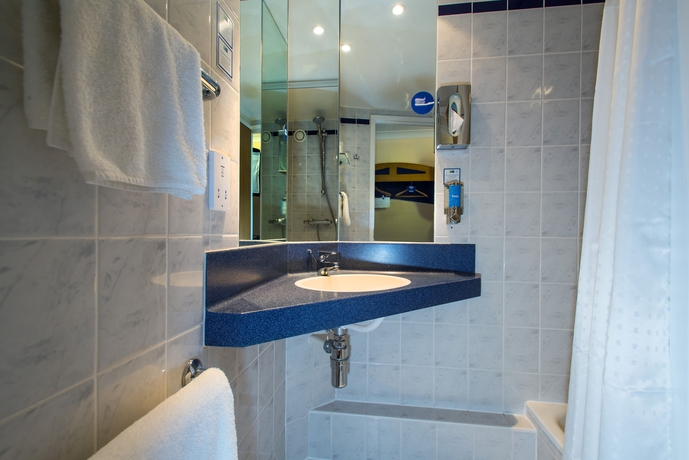 Imagen de la habitación del Hotel Holiday Inn Express East Midlands Airport, An Ihg. Foto 5