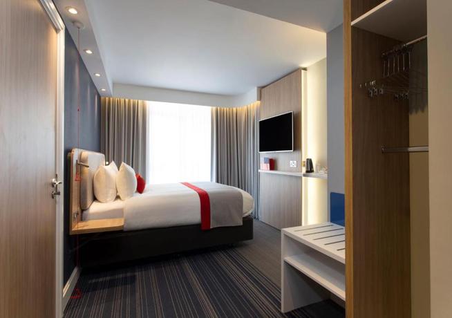 Imagen de la habitación del Hotel Holiday Inn Express - Edinburgh City Centre, An Ihg. Foto 7