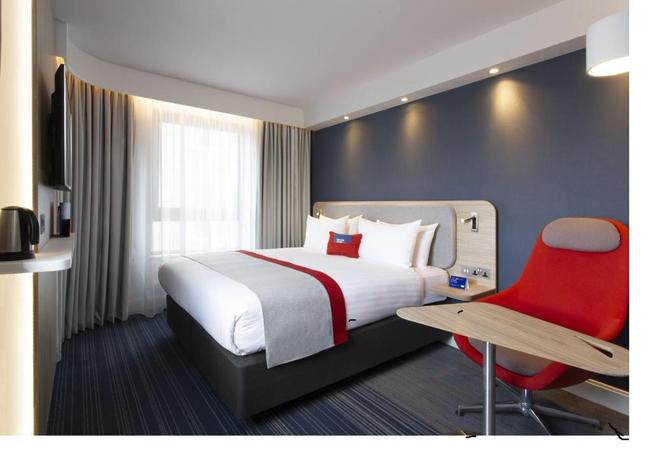 Imagen de la habitación del Hotel Holiday Inn Express - Edinburgh City Centre, An Ihg. Foto 8