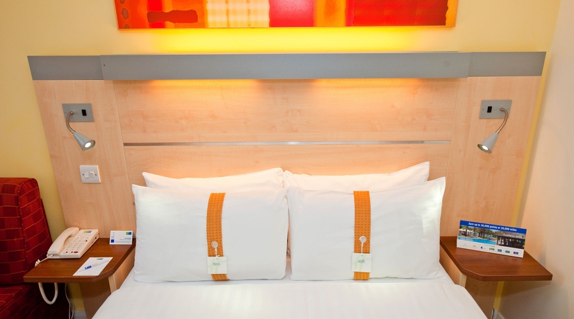 Imagen de la habitación del Hotel Holiday Inn Express - Edinburgh City Centre, An Ihg. Foto 13