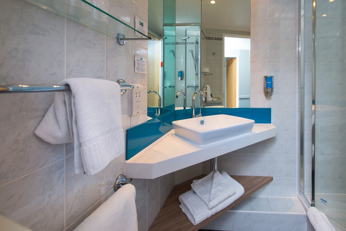 Imagen de la habitación del Hotel Holiday Inn Express Edinburgh - Leith Waterfront by IHG. Foto 13