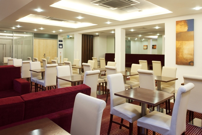 Imagen del bar/restaurante del Hotel Holiday Inn Express Edinburgh Royal Mile, An Ihg. Foto 6