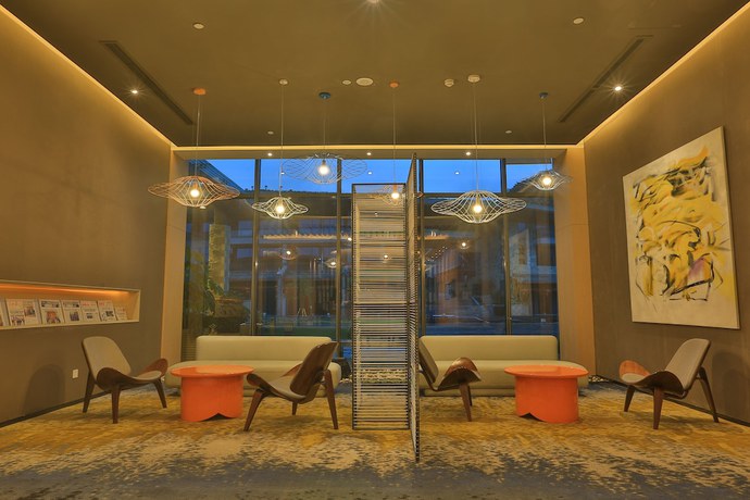 Imagen de los interiores del Hotel Holiday Inn Express Emei Mountain, An Ihg. Foto 16