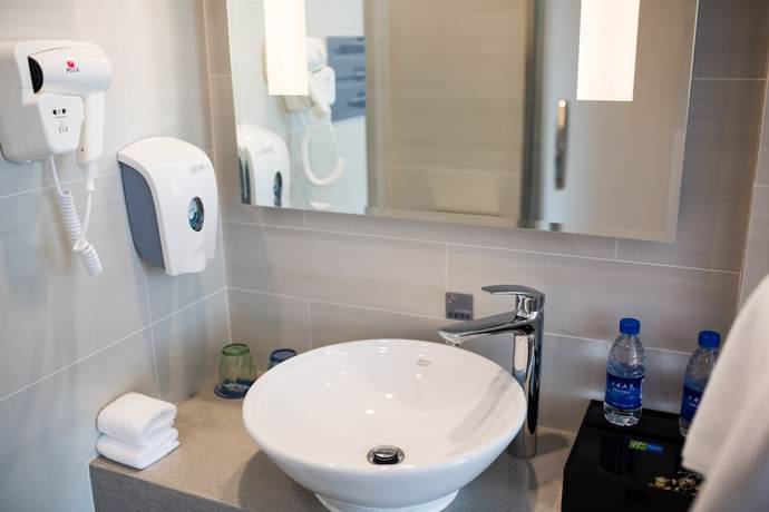 Imagen de la habitación del Hotel Holiday Inn Express Emei Mountain, An Ihg. Foto 12