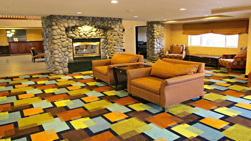 Imagen de los interiores del Hotel Holiday Inn Express Fallon. Foto 19