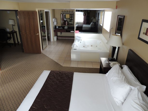 Imagen de la habitación del Hotel Holiday Inn Express Fallon. Foto 9